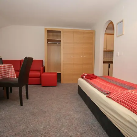 Chalet Apartment Chalet Saalbach 1